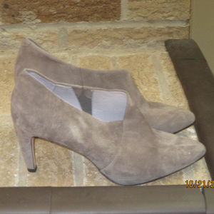 Johnston Murphy Taupe Bootie